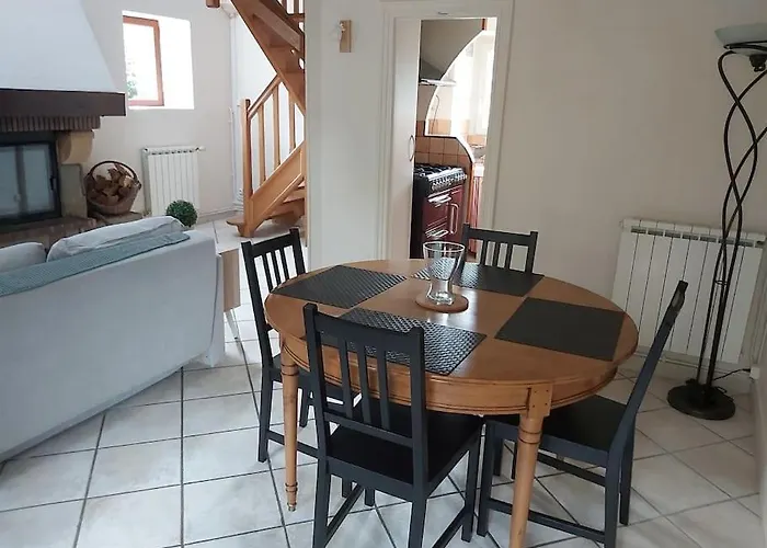 En Pleine Nature Les Isles-Bardel